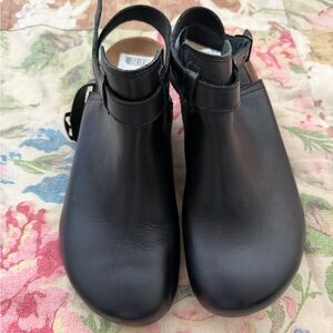Birkenstock Black Leather Mules